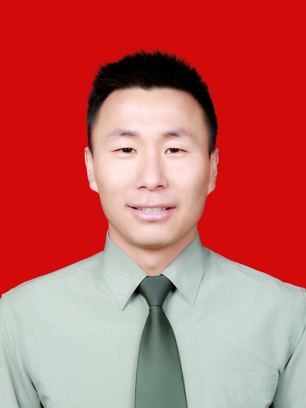 業務經理 楊衛超